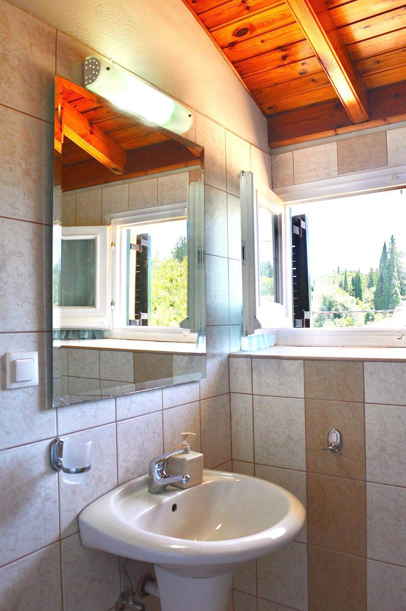 Kladas House Xanthates Corfu Vakantiehuis *